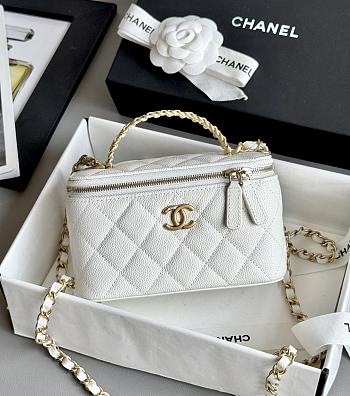Chanel Top Handle Vanity Case White Caviar Gold 17x9.5x7.8cm