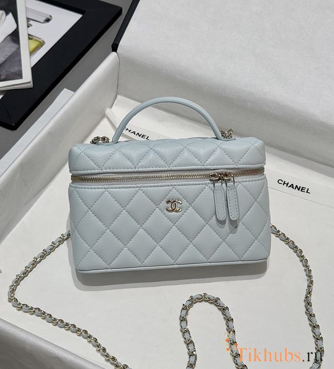 Chanel Top Handle Vanity Case Blue Caviar 17x19.5x5.5cm - 1