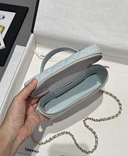 Chanel Top Handle Vanity Case Blue Caviar 17x19.5x5.5cm - 4