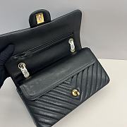 Chanel Medium Flap Bag Chevron Lambskin Black Gold 25cm - 2