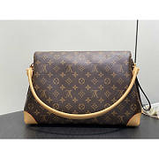 Louis Vuitton LV Hide Away MM Monogram 36x26x18cm - 3