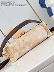 Louis Vuitton LV Side Trunk MM Beige 23.5x16x8.5cm - 6