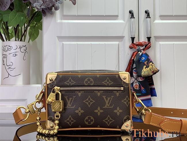 Louis Vuitton LV Mini Soft Trunk Box Bag 18.5x13x8cm - 1