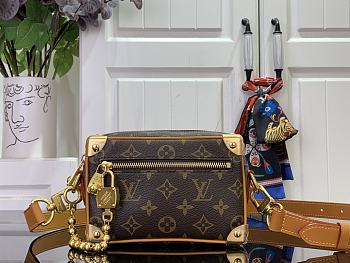 Louis Vuitton LV Mini Soft Trunk Box Bag 18.5x13x8cm