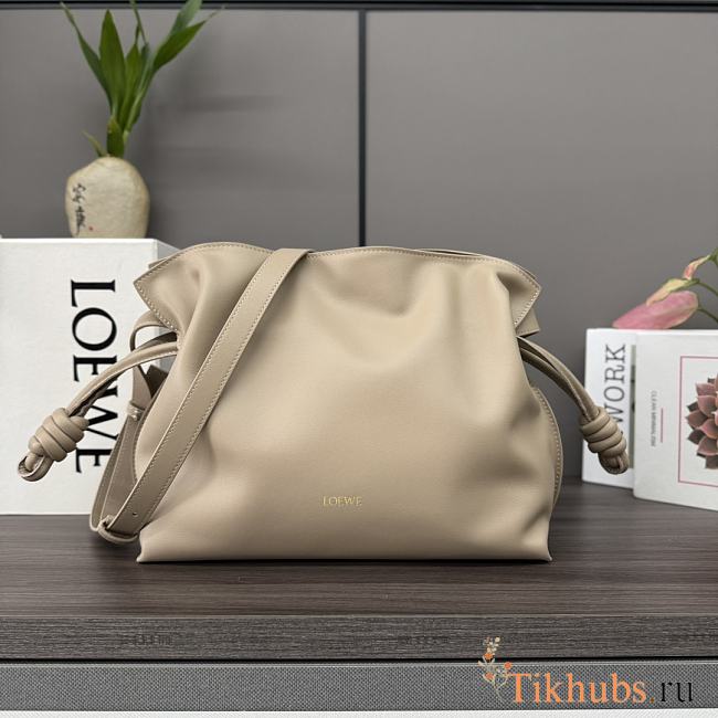 Loewe Flamenco Clutch Light Beige Bag 30x24.5x10.5cm - 1