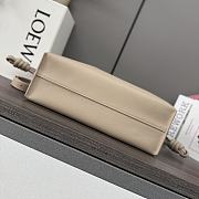 Loewe Flamenco Clutch Light Beige Bag 30x24.5x10.5cm - 2
