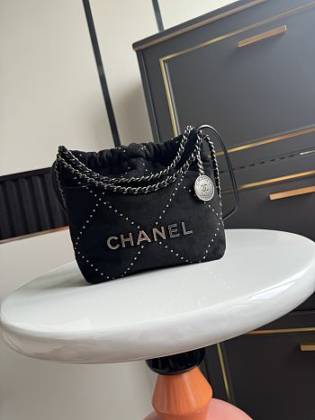 Chanel 22 Mini Handbag Suede Black 20x19x6cm