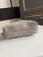 Chanel 22 Mini Handbag Suede Grey 20x19x6cm - 2