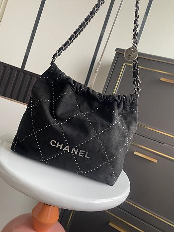 Chanel 22 Medium Handbag Suede Black 35x37x7xcm