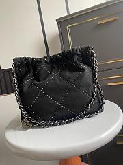 Chanel 22 Medium Handbag Suede Black 35x37x7xcm - 4