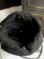 Chanel 22 Medium Handbag Suede Black 35x37x7xcm - 5