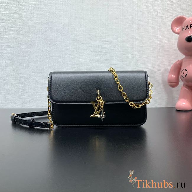 Louis Vuitton LV Wallet On Chain Bloom Black 20x11.5x4cm - 1