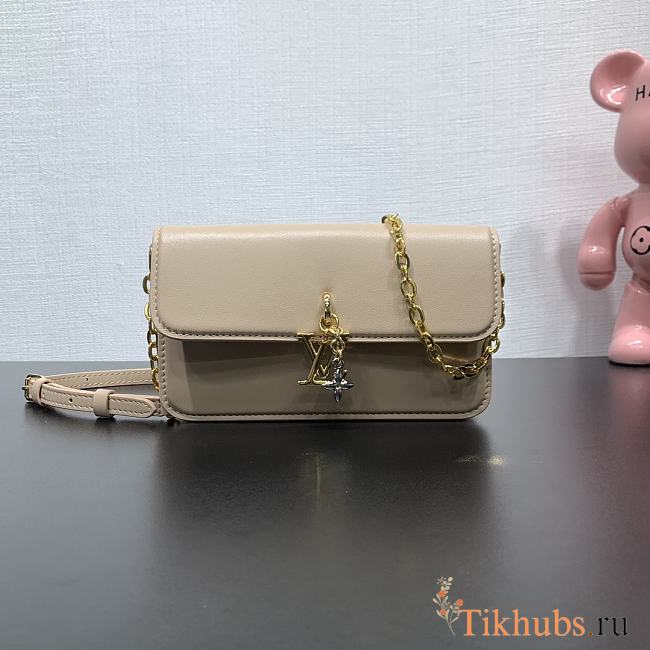 Louis Vuitton LV Wallet On Chain Bloom Beige 20x11.5x4cm - 1