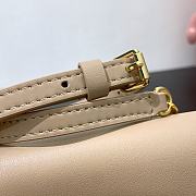 Louis Vuitton LV Wallet On Chain Bloom Beige 20x11.5x4cm - 2