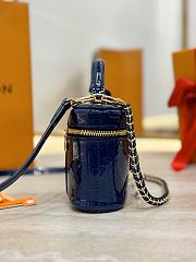 Louis Vuitton LV Vanity Chain Pouch Blue Patent 19x11.5x6.5cm - 2