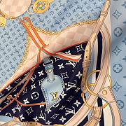 Louis Vuitton LV Flower Straps Square 90 Blue - 4