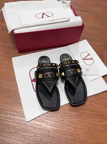 Valentino Plaster Caster Thong Sandal Black