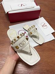 Valentino Plaster Caster Thong Sandal White - 5