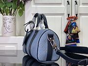 Louis Vuitton LV Keepall Bandoulière 25 Blue 25x15x11cm - 4