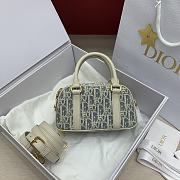 Dior D-Vibe East-West Nano Bag 20.5x12x7cm - 1