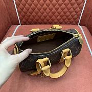 Louis Vuitton LV Keepall 25 Monogram 25x15x11cm - 3