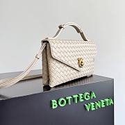 Bottega Veneta Knot Lock Beige Bag 25x16x5.5cm - 3