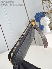 Louis Vuitton LV Low Key Zipped Card Holder 13x8.5x1cm - 4