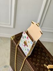 Louis Vuitton LV x TM Phone Pouch Métis White 10.4x17.5x4cm - 4