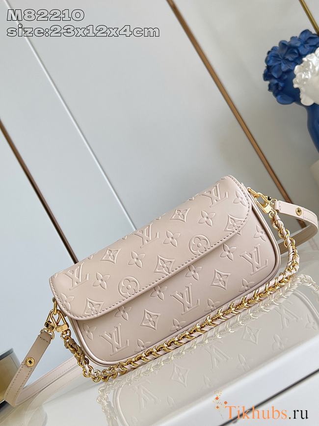 Louis Vuitton LV Wallet On Chain Ivy Beige 23.5x12x4.3cm - 1