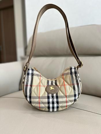 Burberry Horseshoe Check Crossbody Bag 23.5x18x7cm
