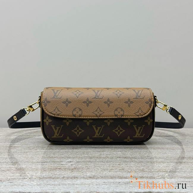 Louis Vuitton LV Wallet On Chain Ivy 23.5x12x4.3cm - 1