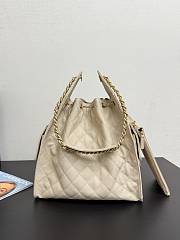 Chanel Medium 25C Hobo Bag Beige Caviar Gold 40x30x15cm - 2