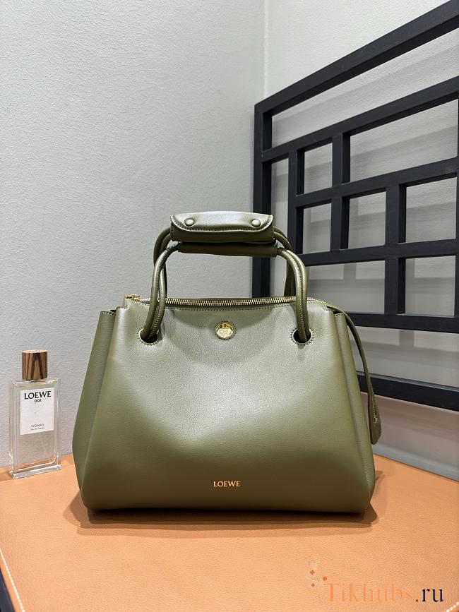 Loewe Medium Madrid Bag Supple Calfskin Green 29x11x23cm - 1
