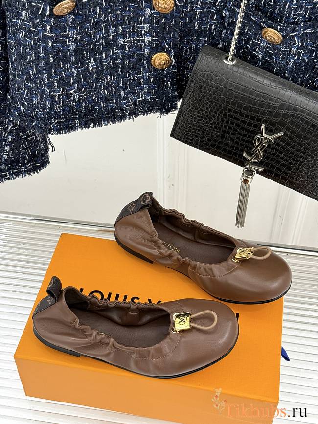 Louis Vuitton LV Nolita Flat Ballerina Cognac - 1