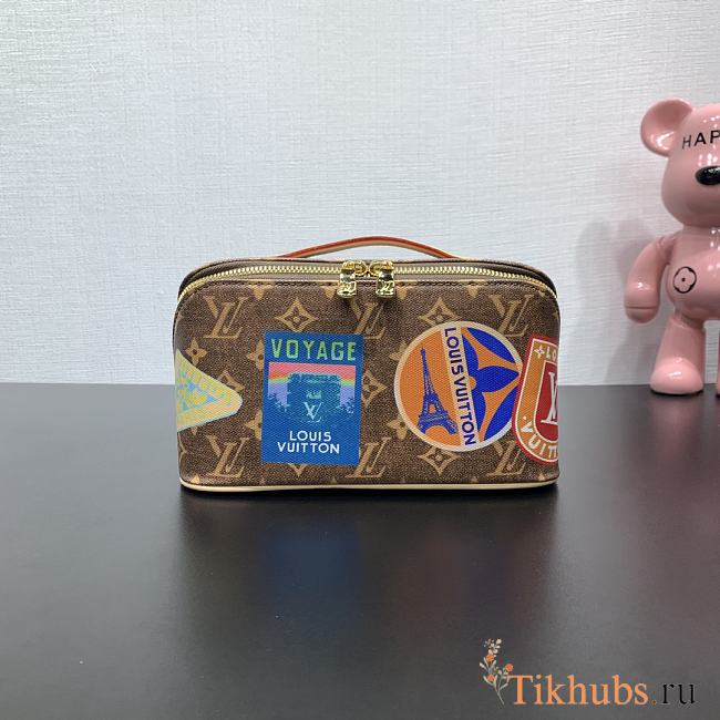 Louis Vuitton LV Toiletry Bag 2 Compartments 24x13x13cm - 1