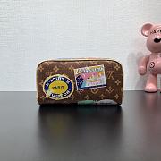 Louis Vuitton LV Toiletry Bag 2 Compartments 24x13x13cm - 6