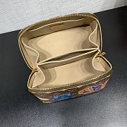 Louis Vuitton LV Toiletry Bag 2 Compartments 24x13x13cm - 2