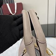 Gucci Softbit Medium Top Handle Bag Taupe 27.5x21x16cm - 5