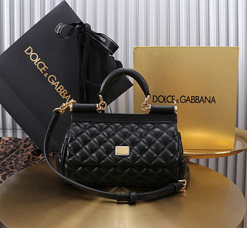 Dolce & Gabbana Sicily Small Leather Black 18x11x6cm