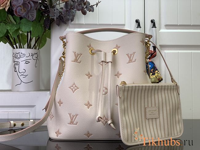 Louis Vuitton LV NéoNoé MM Eden 26x26x17.5cm - 1