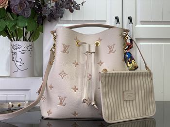 Louis Vuitton LV NéoNoé MM Eden 26x26x17.5cm