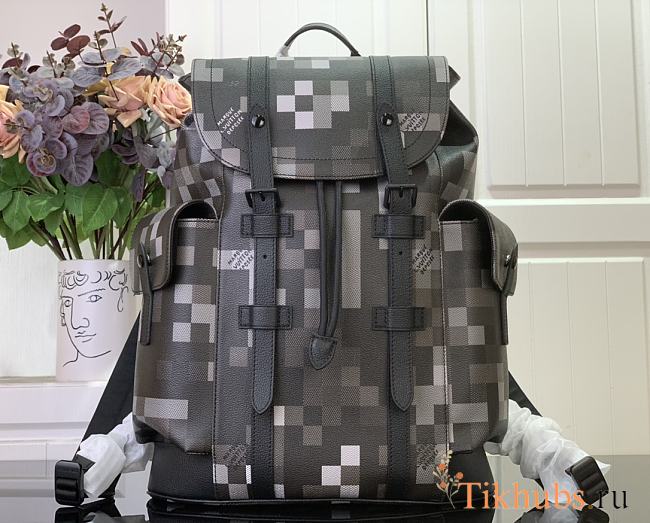 Louis Vuitton LV Christopher MM Black 44x38x12.5cm - 1