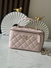 Chanel Handle Vanity Case Light Pink Bag 17x10x8cm - 1