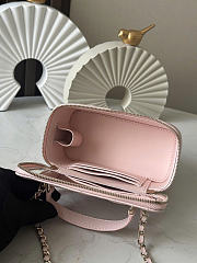 Chanel Handle Vanity Case Light Pink Bag 17x10x8cm - 4