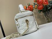 Louis Vuitton LV PM Vanity Bag Cream 19x13x11cm - 3