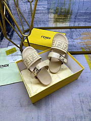 Fendi Feel Mesh Sandals Raffia - 3