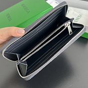 Bottega Veneta Wallet Black 19x10x2cm - 4