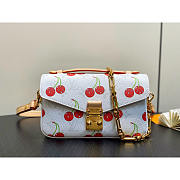 Louis Vuitton LV x TM Pochette Métis East West Cherry 21.5x13.5x6cm - 1