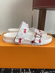 Louis Vuitton LV x TM Bom Dia Flat Comfort Mule White - 5
