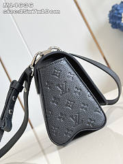 Louis Vuitton LV Twist PM Slim Black 15x7x19cm - 3